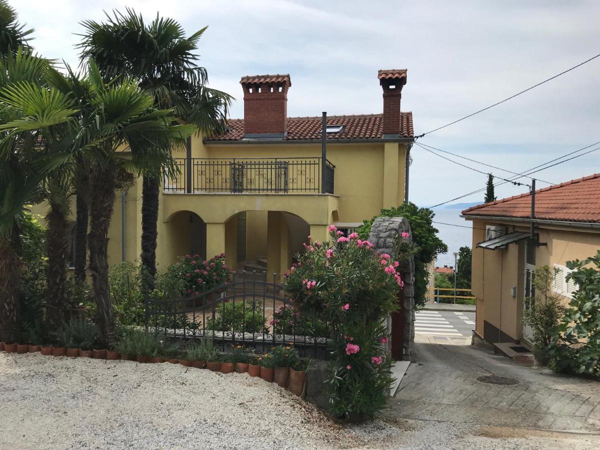 Apartments Hortensia Opatija Bagian luar foto